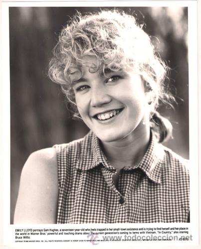 Kino: FCJ 8195 EMILY LLOYD IN COUNTRY FOTO B/N ORIGINAL AMERICANA