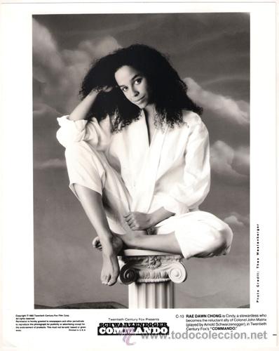 Kino: FCJ 8259 RAE DAWN CHONG COMMANDO FOTO B/N ORIGINAL AMERICANA