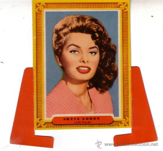 Cine: SOFIA LOREN -(LUX FILM) RARISIMA FOTO EN CARTON CON ALAS PARA PONERLA VERTICAL-