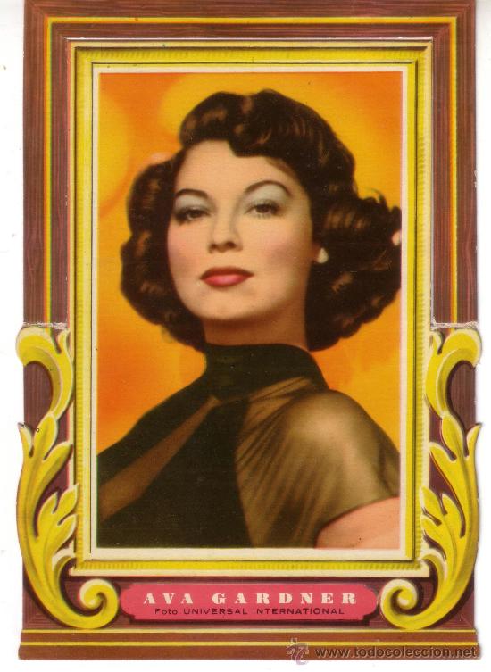 Cine: AVA GARDNER -(UNIVERSAL INTERNACIONAL)RARISIMA FOTO EN CARTON CON ALAS PARA PONERLA VERTICAL-