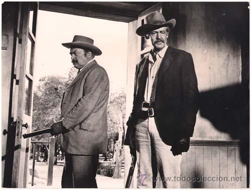 Cine: F5742 ROBERT RYAN GRUPO SALVAJE SAM PECKINPAH FOTO B/N ORIGINAL ESPA&Ntilde;OLA