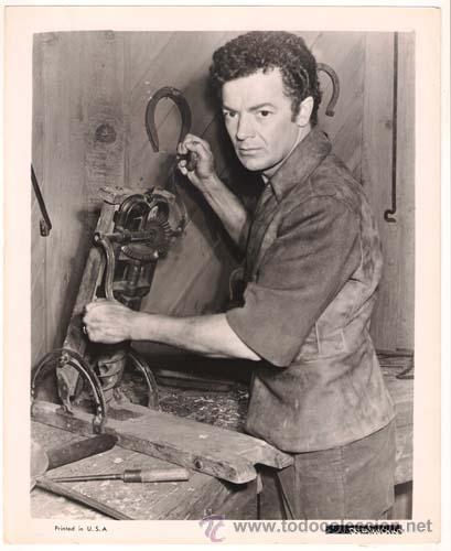 Cine: F6030 CORNEL WILDE FOTO B/N ORIGINAL AMERICANA