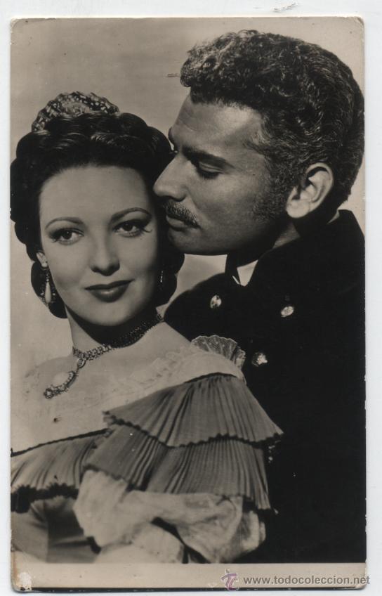Kino: Jeff Chandler y Linda Darnell.