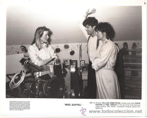 Cin&eacute;ma: FCJ 8297 GILLIAN ARMSTRONG MEL GIBSON DIANE KEATON MRS. SOFFEL DIRECTOR FOTO B/N ORIGINAL AMERICANA