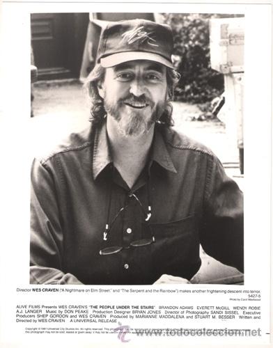 Cinema: FCJ 8334 WES CRAVEN EL SOTANO DEL MIEDO DIRECTOR FOTO B/N ORIGINAL AMERICANA