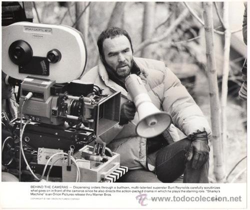 Cin&eacute;ma: FCJ 8417 BURT REYNOLDS LA BRIGADA DE SHARKY DIRECTOR FOTO B/N ORIGINAL AMERICANA