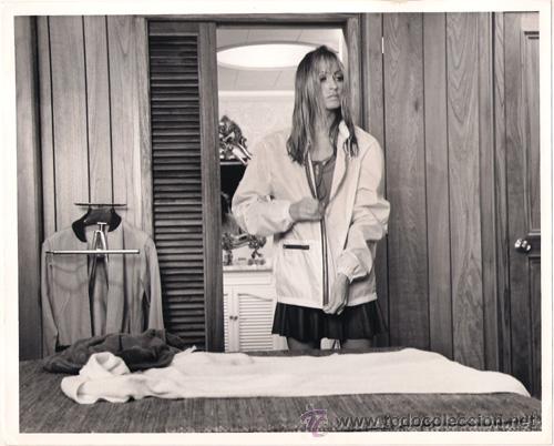 Cine: FCJ 8495 SUZY KENDALL MAS OSCURO QUE EL AMBAR FOTO B/N ORIGINAL AMERICANA