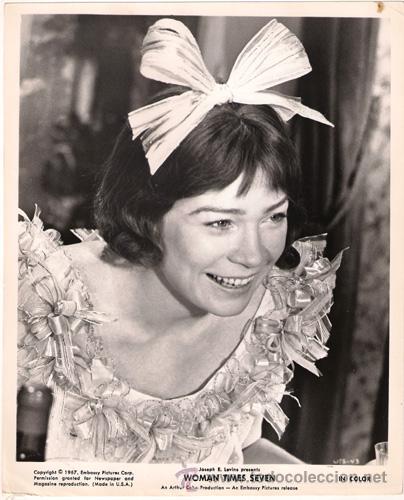 Kino: FCJ 13913D SHIRLEY MACLAINE SIETE VECES MUJER FOTO B/N ORIGINAL AMERICANA