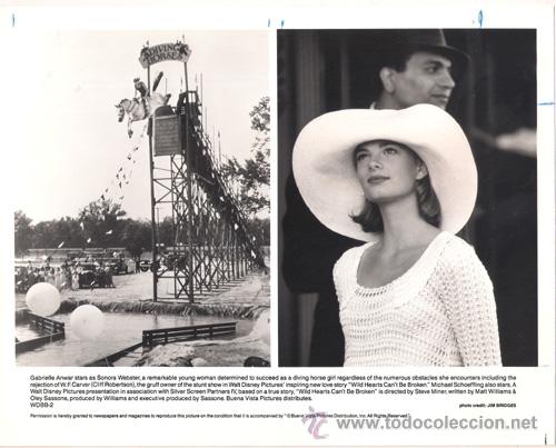 Kino: FCJ 9026 GABRIELLE ANWAR WILD HEARTS CAN'T BE BROKEN FOTO B/N ORIGINAL AMERICANA