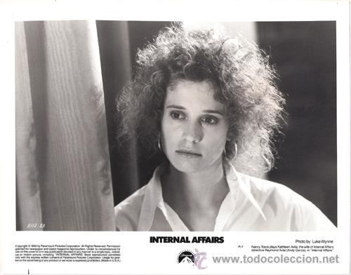 Cine: FCJ 9383 NANCY TRAVIS ASUNTOS SUCIOS FOTO B/N ORIGINAL AMERICANA