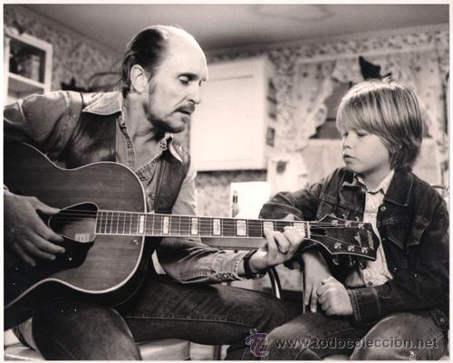 Cine: FCJ 9433 ROBERT DUVALL ALLAN HUBBARD TENDER MERCIES GRACIAS Y FAVORES FOTO B/N ORIGINAL AMERICANA