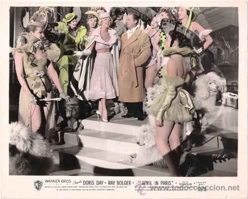 Cine: F29595D DORIS DAY RAY BOLGER ABRIL EN PARIS FOTO ORIGINAL COLOREADA AMERICANA