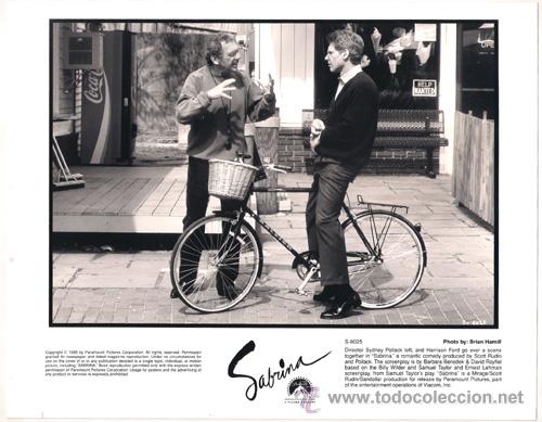 Cin&eacute;ma: F6529 HARRISON FORD SYDNEY POLLACK DIRECTOR SABRINA COCA COLA FOTO B/N ORIGINAL AMERICANA