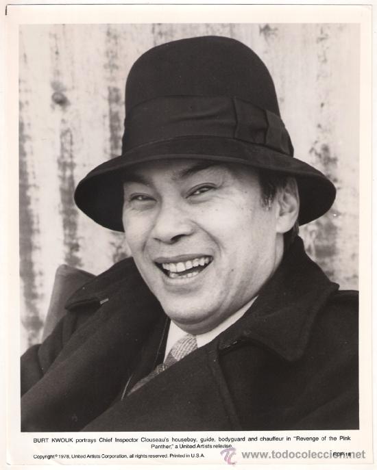 Cine: FCJ 9834 BURT KWOUK LA VENGANZA DE LA PANTERA ROSA FOTO B/N ORIGINAL AMERICANA