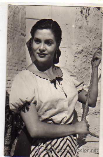 Cinema: Cine. 12190. Isabel Pomes. en Luna de Sangre. Sin circular.