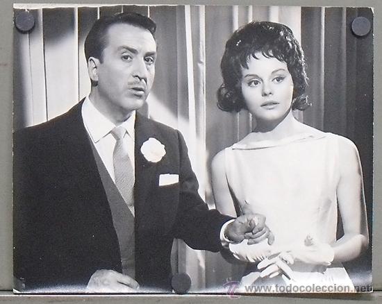 Cine: F7212 ROCIO DURCAL RAFAEL ALONSO LA CHICA DEL TREBOL FOTO B/N 24X30 ORIGINAL ESPA&Ntilde;OLA