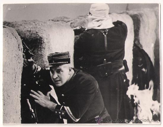 Cine: F8074 TELLY SAVALAS BEAU GESTE LEGION EXTRANGERA FOTO B/N ORIGINAL ESPA&Ntilde;OLA