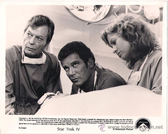 Cine: F8143 WILLIAM SHATNER DEFOREST KELLY STAR TREK 4 MISION SALVAR LA TIERRA FOTO B/N ORIGINAL AMERICANA