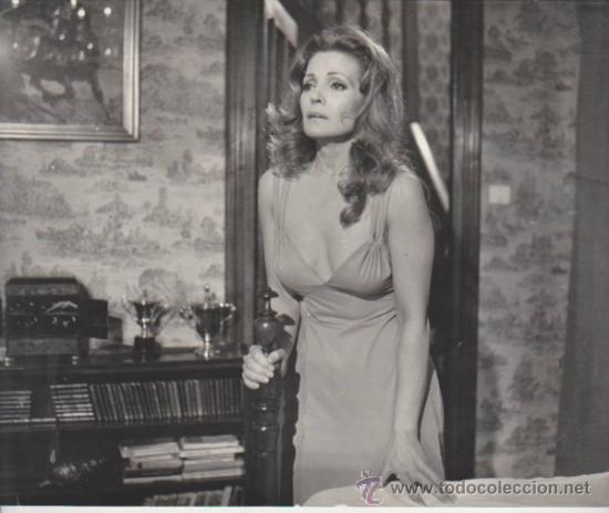 Cinema: Carmen Sevilla. Fotograf&iacute;a (24x18). en Una Mujer de Cabaret.