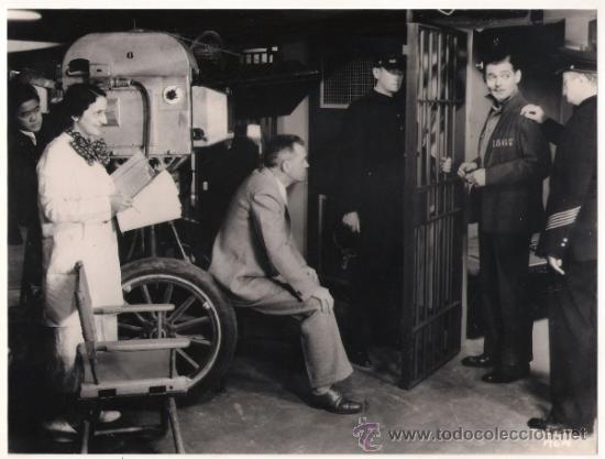 Cinema: F11267D CLARK GABLE W.S. VAN DYKE RODAJE DIRECTOR FOTO B/N ORIGINAL ESPA&Ntilde;OLA