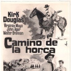 Cine: F26947D CAMINO DE LA HORCA KIRK DOUGLAS VIRGINIA MAYO FOTO ORIGINAL B/N ESPAÑOLA