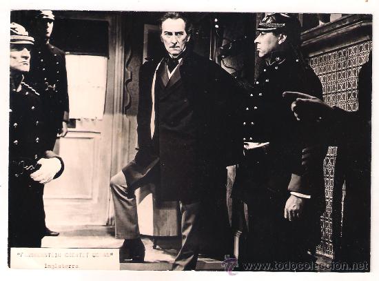 Cine: F9630 PETER CUSHING FRANKENSTEIN CREATED WOMAN HAMMER FOTO B/N ORIGINAL ESPA&Ntilde;OLA