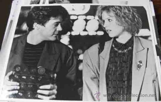 Cinema: Molly Ringwald Robert Downey Jr. FOTOGRAFIA ORIGINAL DE EL CAZACHICAS