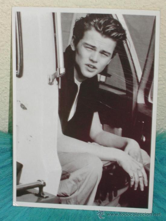 Cine: Postal de LEONARDO DI CAPRIO de Canada Postcard.