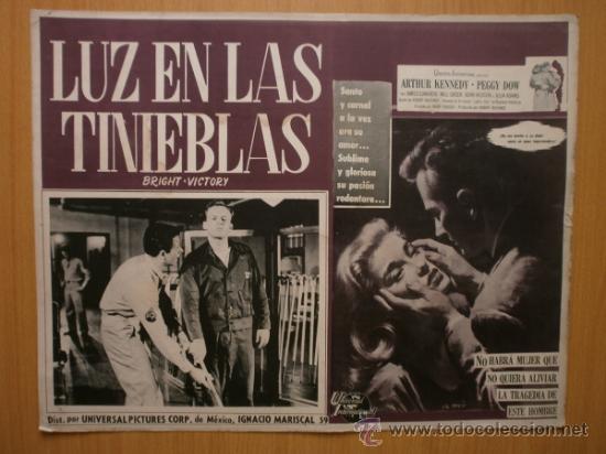Cine: LOBBY CARD MEXICANO. LUZ EN LAS TINIEBLAS. ARTHUR KENNEDY, PEGGY DOW.
