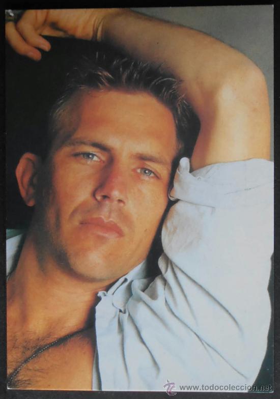 Cine: (7070)POSTAL 15X10 CM APROX,KEVIN COSTNER,CONSERVACION: