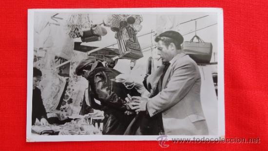 Kino: RUFUFU, FOTOGRAF&Iacute;A B/N, PEGATINA TV3 EN TRASERA, MARCELO MASTROIANNI, 17'5X12 CMS.