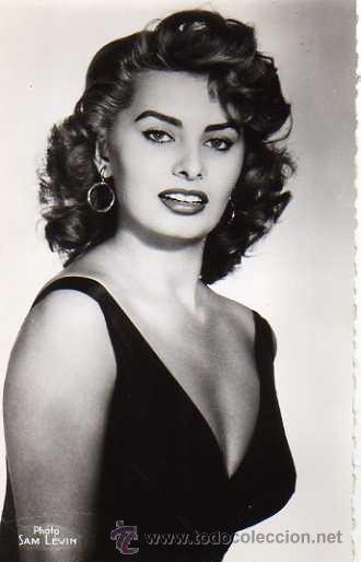 Cin&eacute;ma: Postal Sophia Loren. 373. Photo San Levin. Sin circular. Acabado fotogr&aacute;fico.