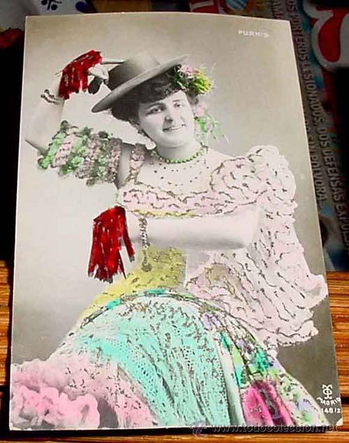Kino: ANTIGUA POSTAL ARTISTAS - PURKIS - PRECIOSO VESTIDO - DECORACION EN RELIEVE - CON CRISTALITOS BRILLA