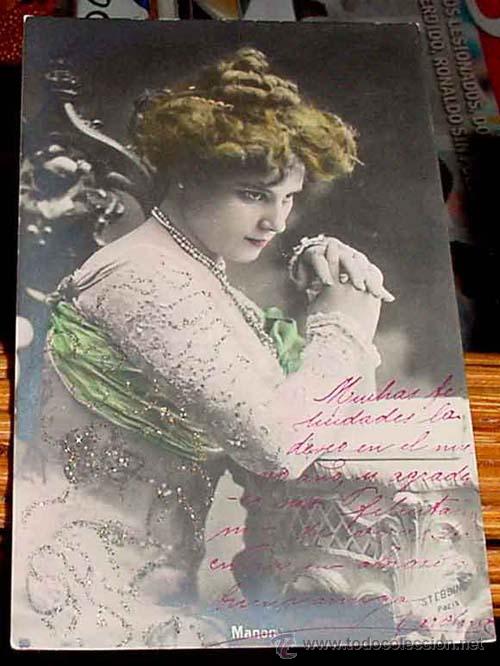 Kino: ANTIGUA POSTAL ARTISTAS - MANON - MUJER CON VESTIDO DECORADO EN RELIEVE - CON CRISTALITOS BRILLANTES