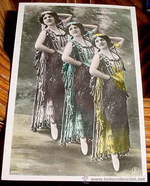Kino: ANTIGUA POSTAL ARTISTA - TROUHANOVA - TRES MUJERES BAILANDO - PARIS - NO CIRCULADA - ED. REUTLINGER