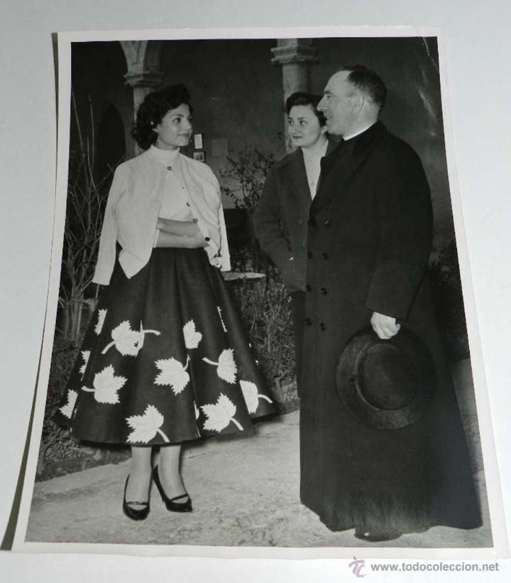 Cine: ANTIGUA FOTOGRAFIA DE CARMEN SEVILLA EN LOS A&Ntilde;OS 50, MIDE 24 X 18 CMS.