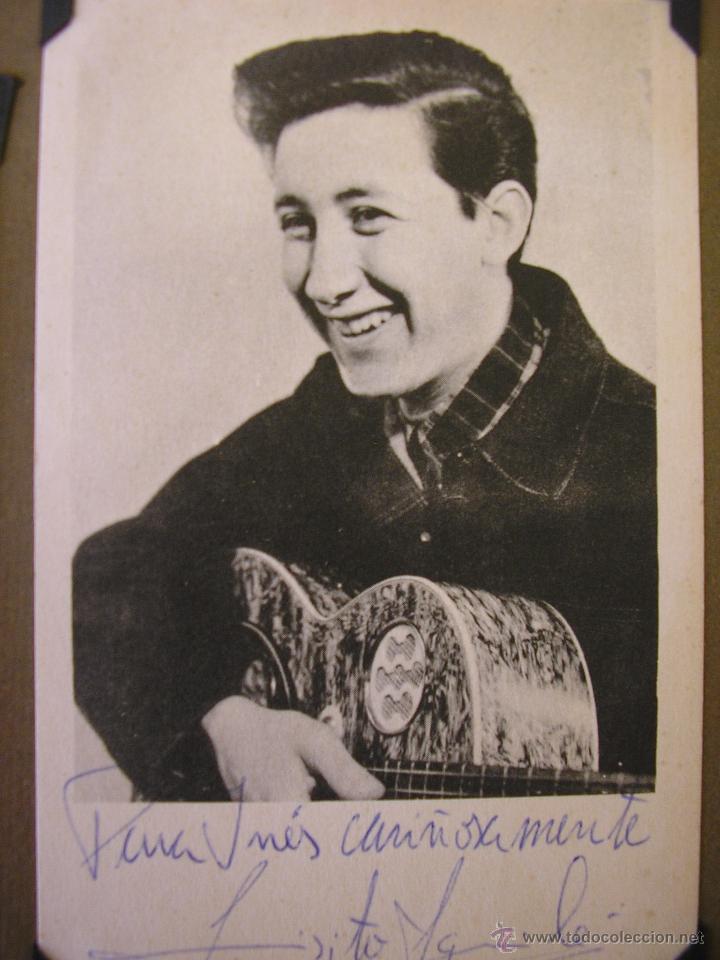 Kino: FOTO DE LUIS AGUILE (CANTANTE) - 9 cm x 14 cm - Blanco y Negro - Autografiada (d&eacute;cada de 1960)