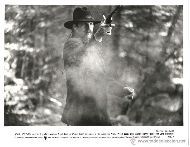 Cinema: F13285 KEVIN COSTNER WYATT EARP FOTO B/N ORIGINAL AMERICANA