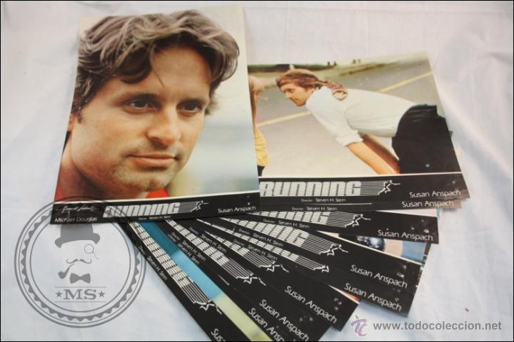 Cine: Conjunto de 11 Fotocromos / Carteles Promocionales de Cine - Running - Michael Douglas