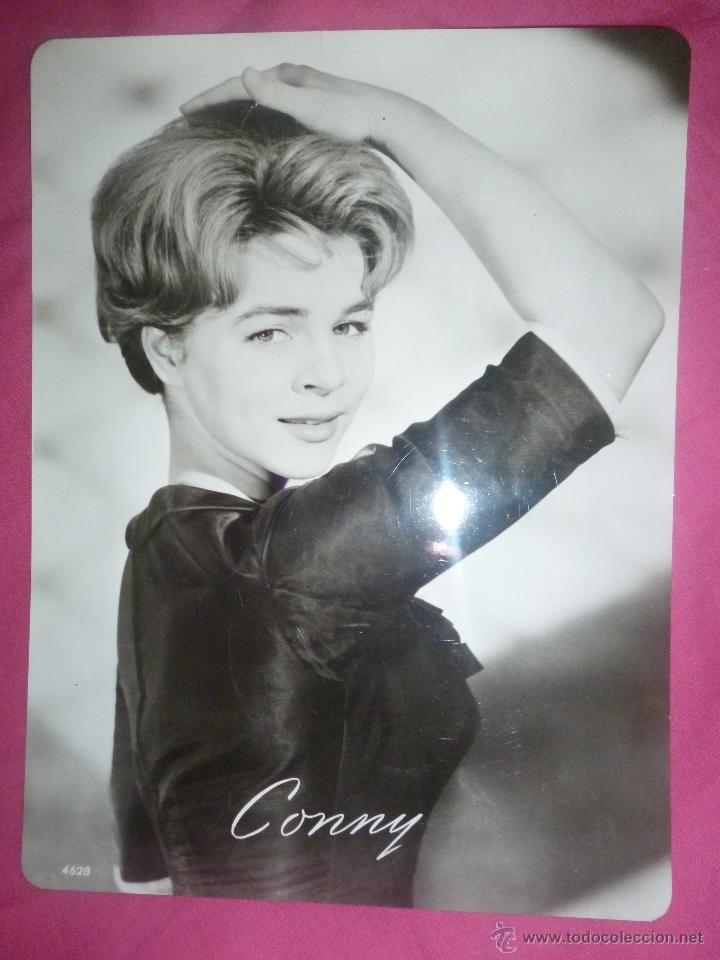 Cinema: Conny. Foto original