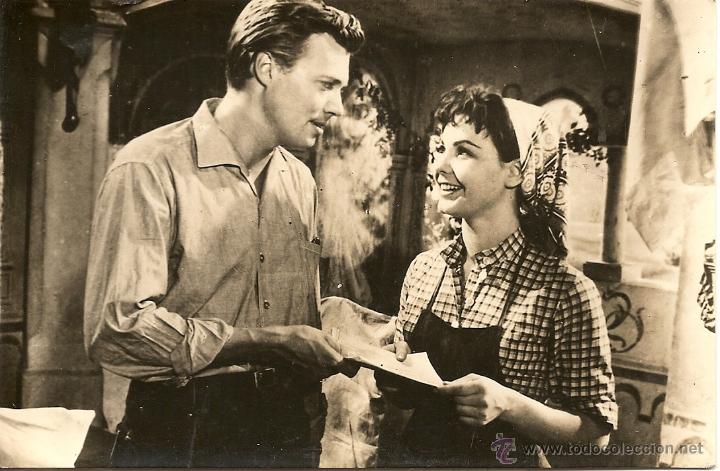 Cinema: POSTAL-FOTO ERIKA REMBERG Y CARLHEINZ BOHM - EN UN CASTILLO EN EL TIROL- ED FILMAYER