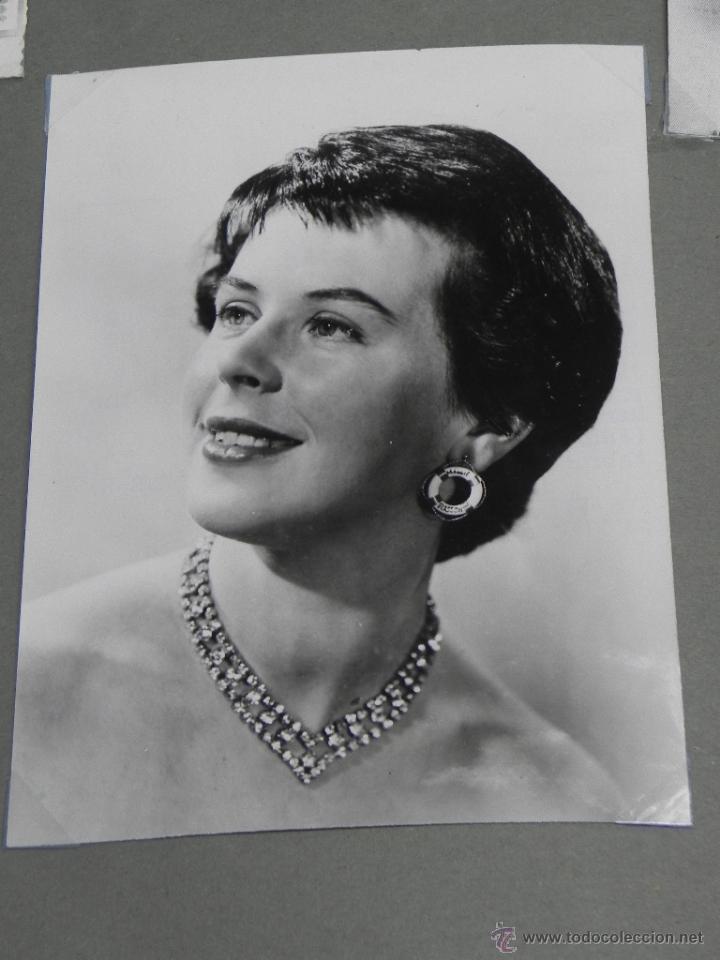 Cine: FOTOGRAFIA DE LA ACTRIZ FIONA CLYNE, EN LA PELICULA LIFEBELT EARRING, A&Ntilde;O 1954, MIDE 16,5 X 12 CMS.