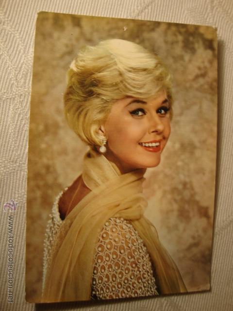 Cine: DORIS DAY FOTO TARJETA POSTAL, ca.1960/70. REF.14