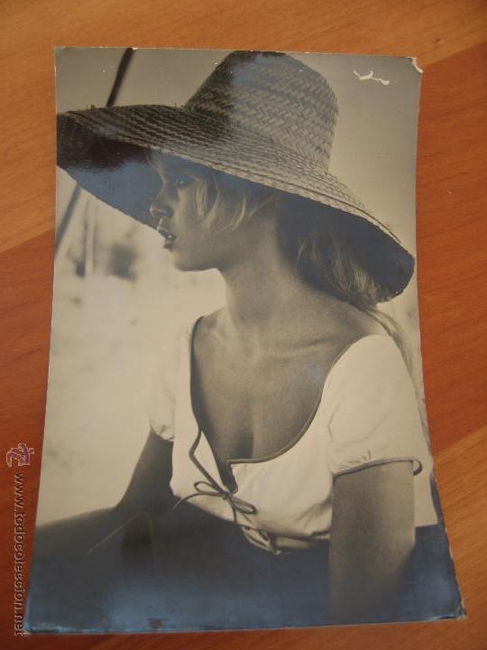 Cine: Postal fotogr&aacute;fica antigua actriz Brigitte Bardot