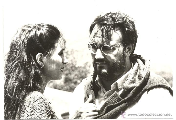 Cine: F15301 ANA BELEN MANUEL GUTIERREZ ARAGON DEMONIOS EN EL JARDIN DIRECTOR FOTO B/N ORIGINAL ESPA&Ntilde;OLA