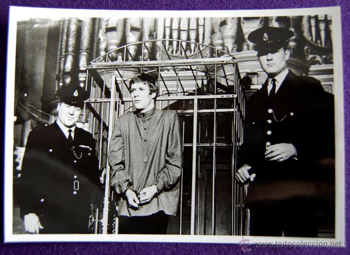 Cine: FOTO ORIGINAL DE LA PELICULA, PRIVILEGIO, POR LA PRODUCTORA. 1967.