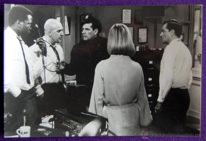 Cine: FOTO ORIGINAL DE LA PELICULA, PENDIENTE DE UN HILO (Ernest Borgnine...), POR LA PRODUCTORA. 1960