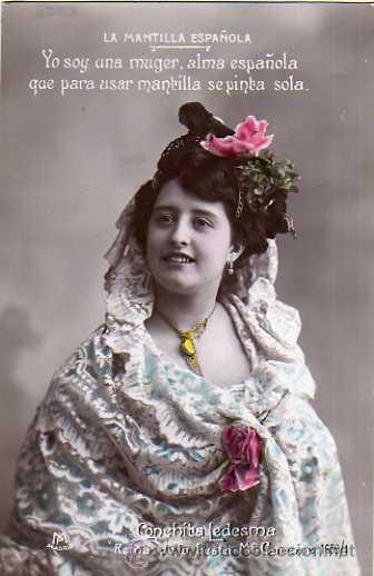 Cinema: La mantilla espa&ntilde;ola. Conchita Ledesma. Reina de la Fiesta Mi-careme. Sin circular.