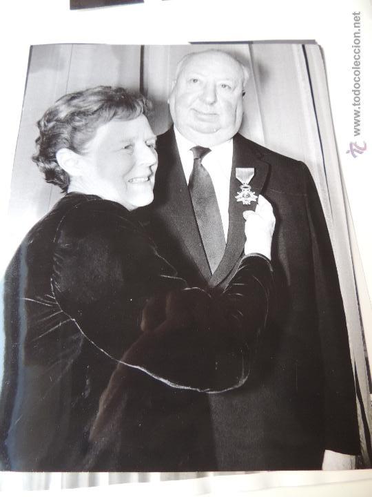 Cine: alfred hitchcock Alma Reville - foto b/n original prensa 20 x 25 cm - condecorado
