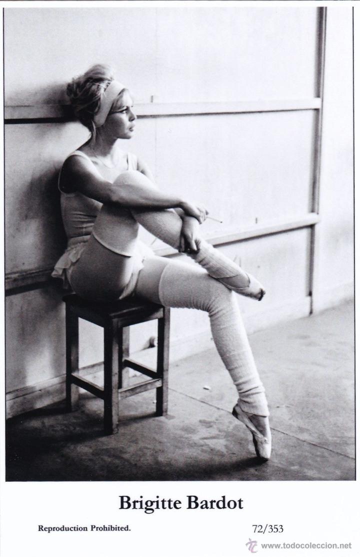 Cine: POSTAL DE BRIGITTE BARDOT SWITSURE 28
